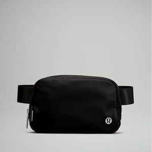NWT Lululemon Belt Bag/ Fanny Pack - Black, 1L, Unused